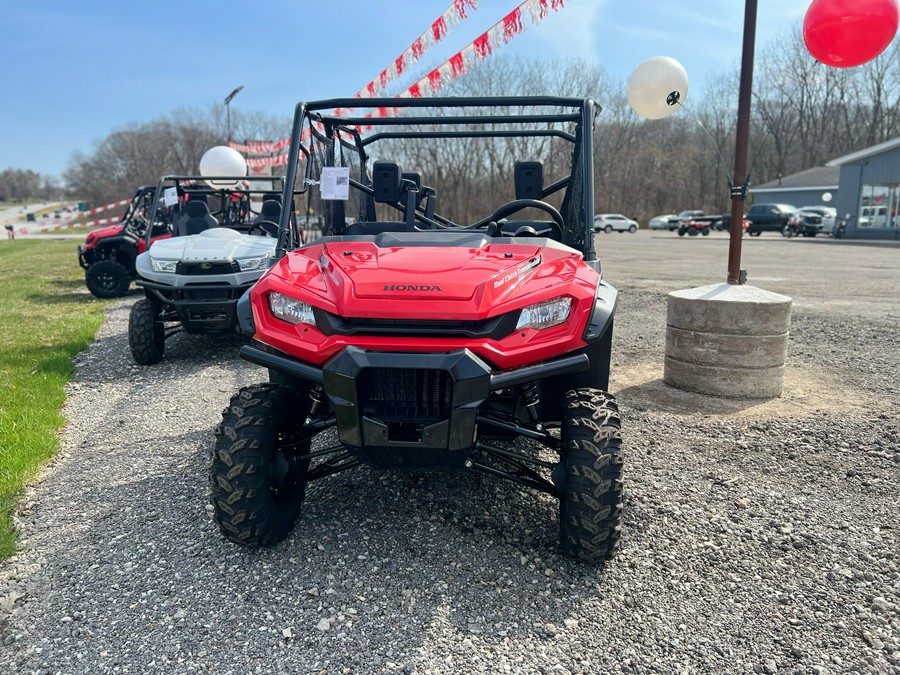 2023 Honda Pioneer 1000-6 Deluxe Crew