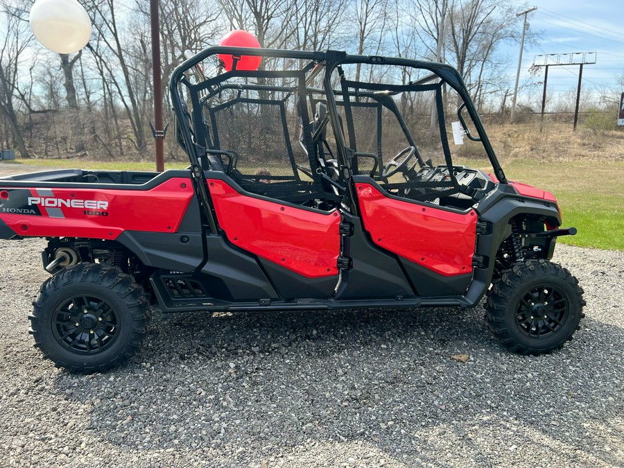 2023 Honda Pioneer 1000-6 Deluxe Crew