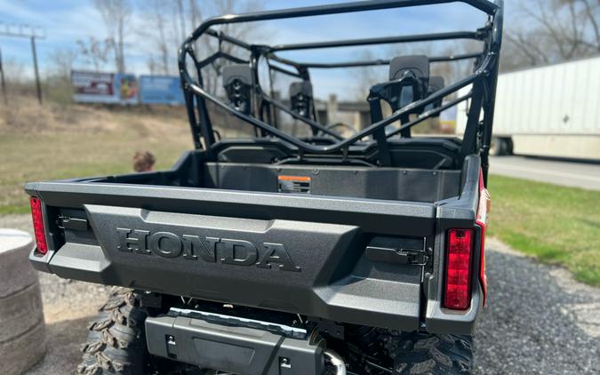 2023 Honda Pioneer 1000-6 Deluxe Crew