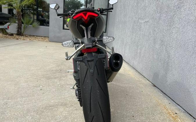 2022 Triumph Speed Triple 1200 RS Matte Silver Ice