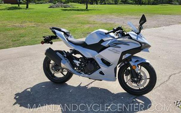 2024 Kawasaki Ninja 500 ABS