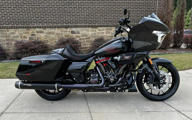 2024 Harley-Davidson CVO Road Glide ST Review [13 Fast Facts]