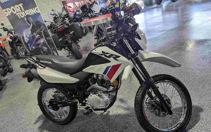 2026 Honda XR150L White - 301906