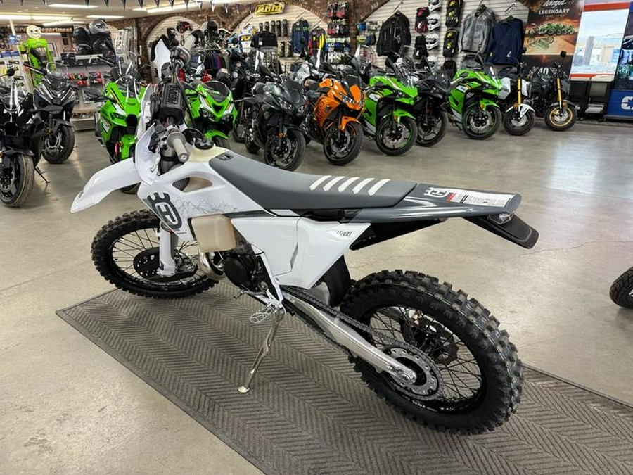 2025 Husqvarna® TE 300 Pro