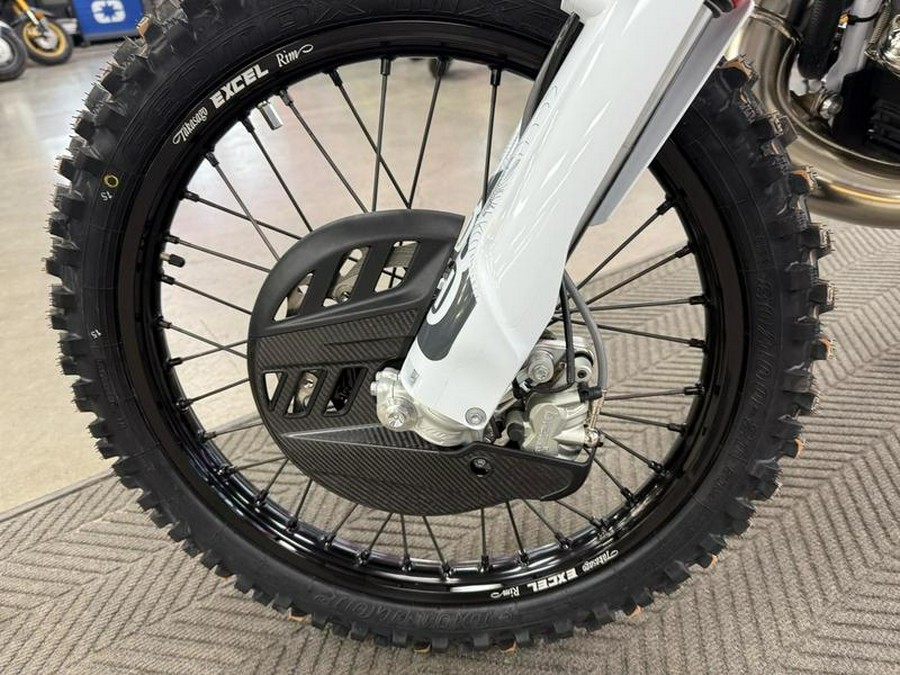 2025 Husqvarna® TE 300 Pro