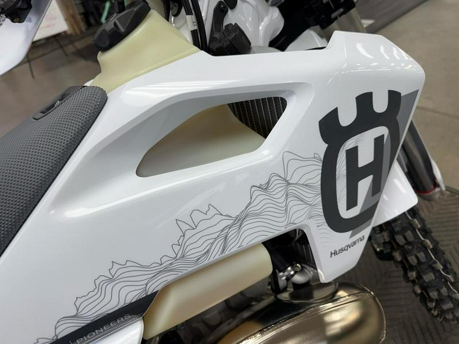 2025 Husqvarna® TE 300 Pro