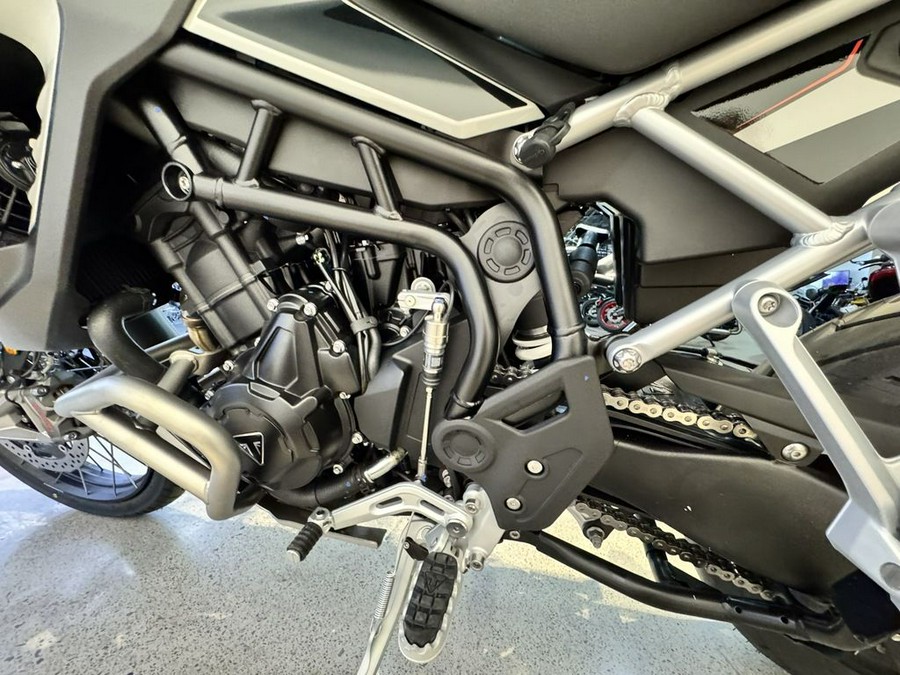 2025 Triumph Tiger 900 Rally Pro Ash Grey / Intense Orange