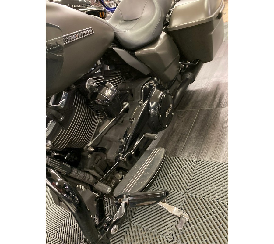 2019 Harley-Davidson® ROAD GLIDE SPECIAL