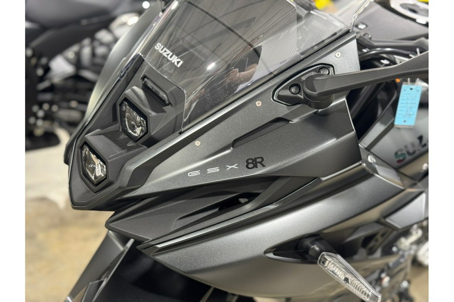 2025 Suzuki GSX-8R