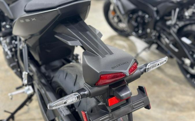 2025 Suzuki GSX 8R