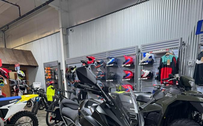 2025 Suzuki GSX 8R