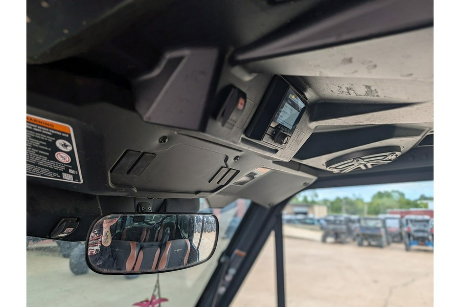 2024 DEFENDER MAX HD10 LONESTAR EDITION - Can-Am