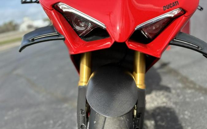 2022 Ducati Panigale V4 S Ducati Red