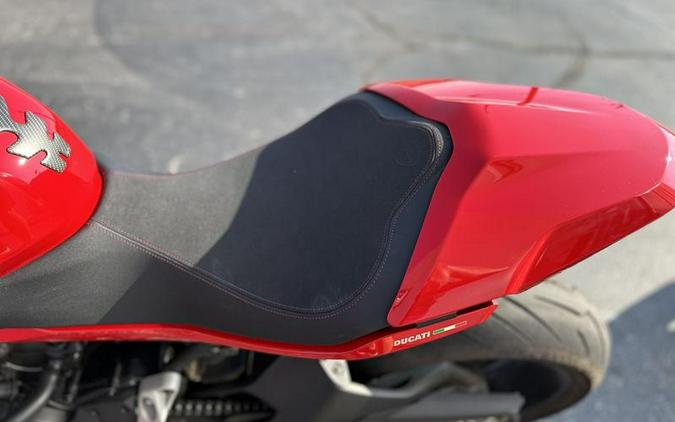 2020 Ducati SuperSport S Red