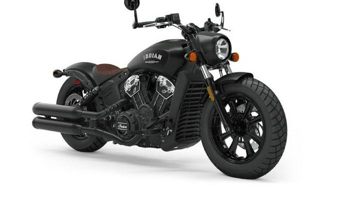 2019 Indian Scout Bobber vs. Triumph Bonneville Bobber Black: Comparison Review