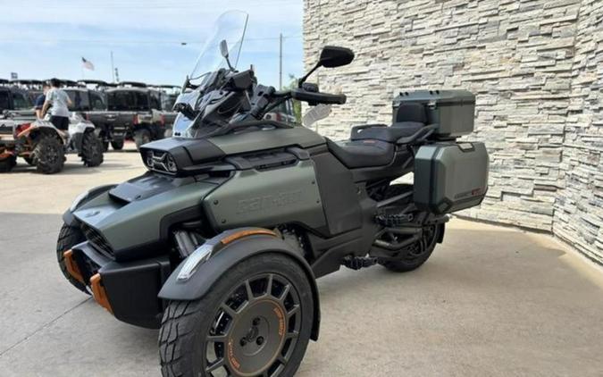 2025 Can-Am® Canyon Redrock