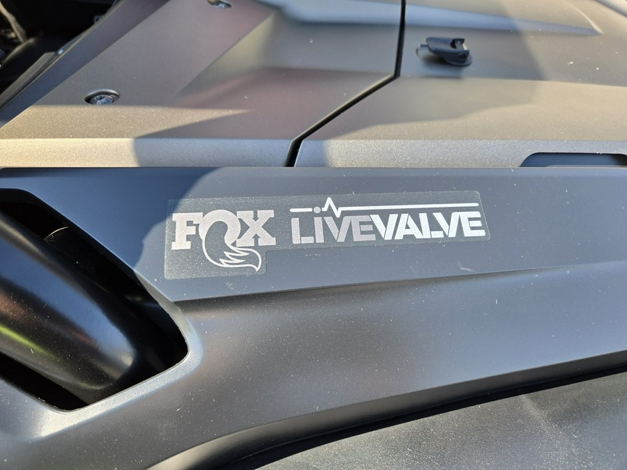2026 Honda Talon 1000R-4 FOX Live Valve