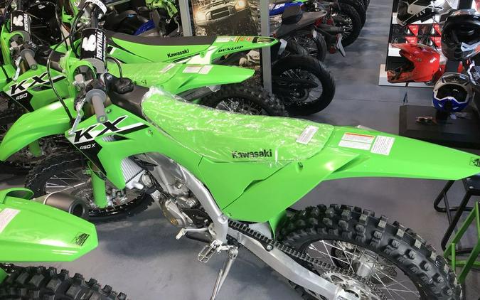 2024 Kawasaki KX450 First Look [9 Fast Facts, Specs, Photos]