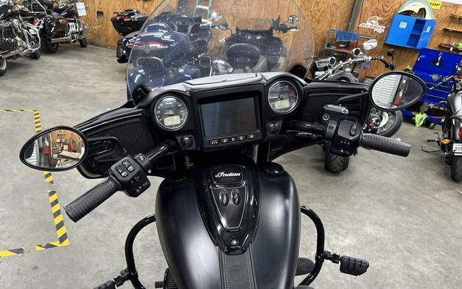 2018 Indian Motorcycle® Chieftain® Dark Horse® ABS Thunder Black Smoke