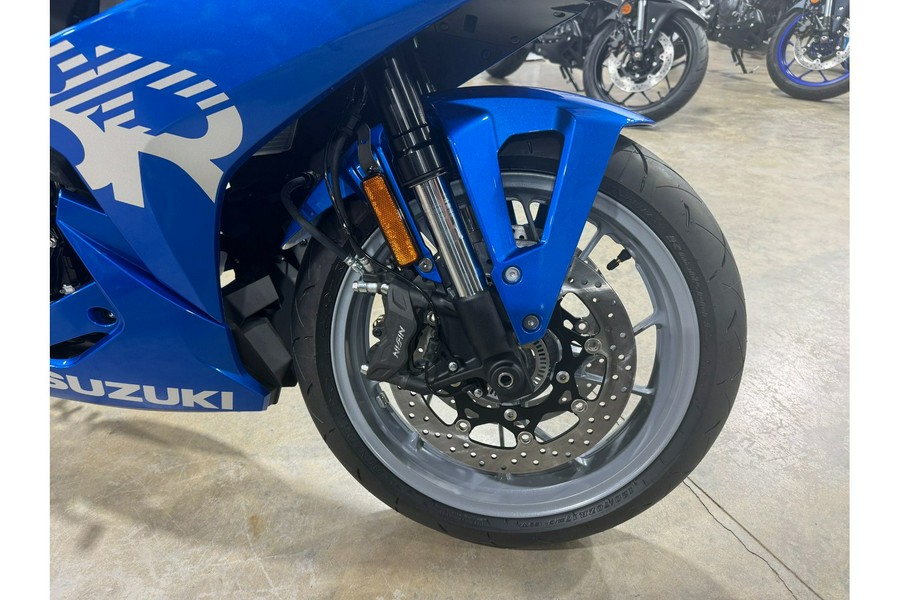 2025 Suzuki GSX-8R