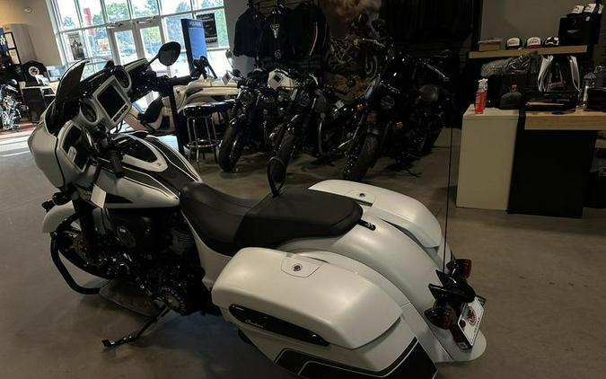 2024 Indian Motorcycle® Chieftain® Dark Horse® Ghost White Metallic Smoke