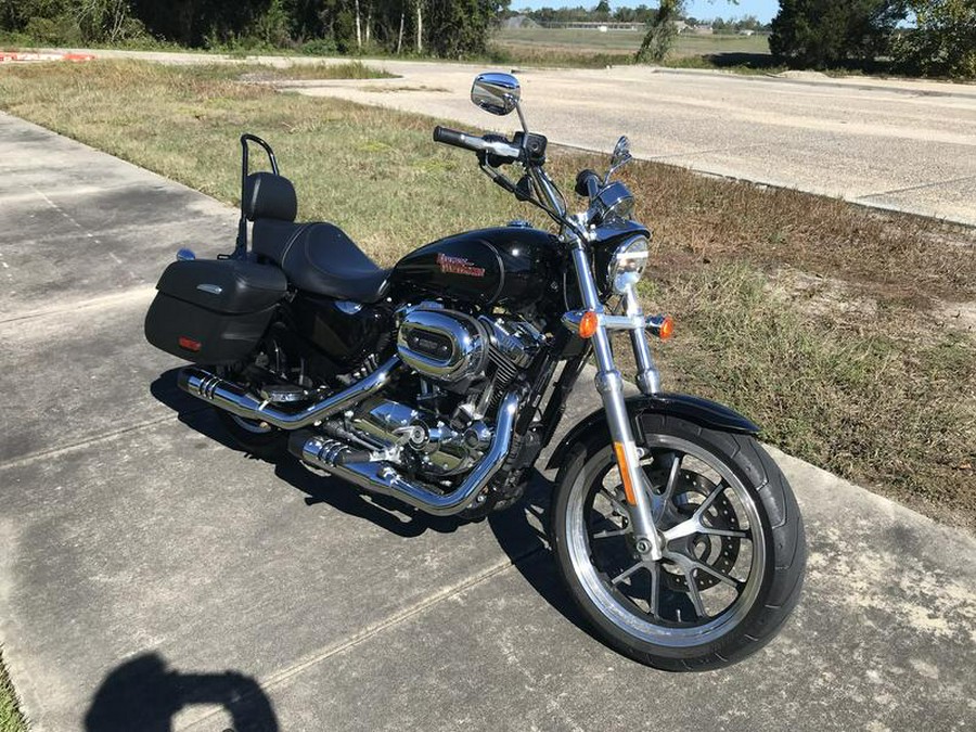 2016 Harley-Davidson® XL1200T - Sportster® SuperLow® 1200T