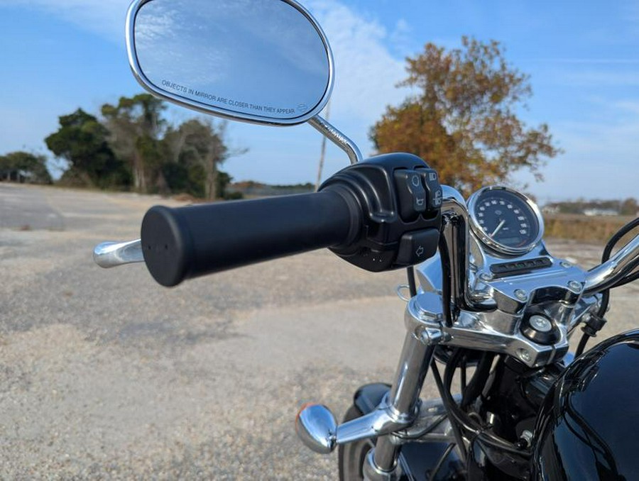 2016 Harley-Davidson® XL1200T - Sportster® SuperLow® 1200T