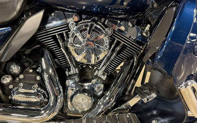 2011 Harley-Davidson FLHTCU - Ultra Classic Electra Glide