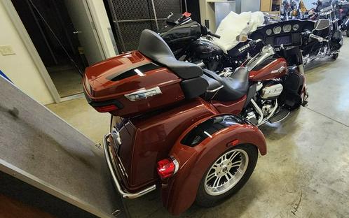 2024 Harley-Davidson® FLHTCUTG - Tri Glide® Ultra