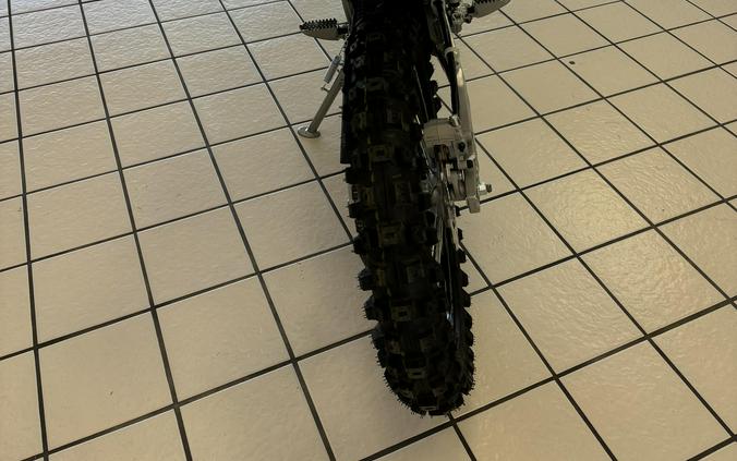 2025 Kawasaki KLX® 140R F