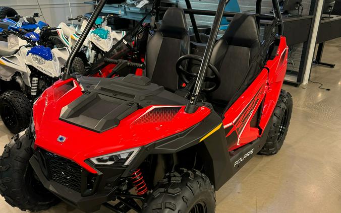 2025 Polaris RZR 200 EFI