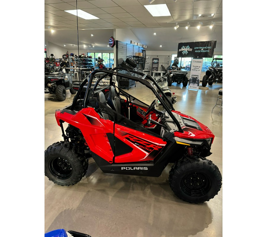 2025 Polaris RZR 200 EFI