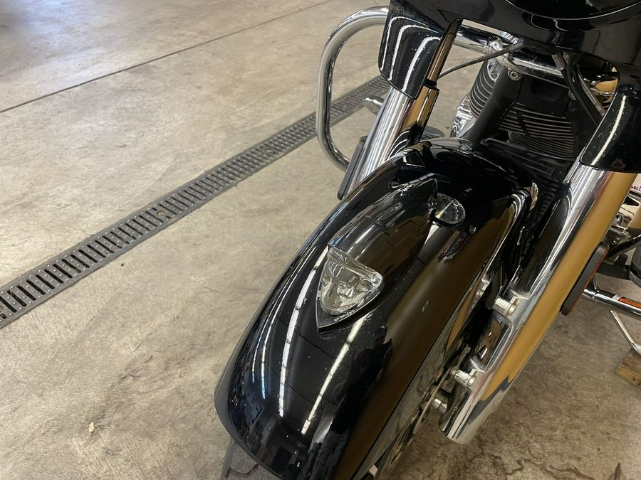 2017 Indian Motorcycle® Chieftain® Limited Thunder Black