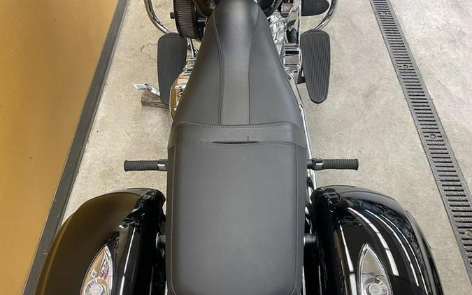 2017 Indian Chieftain Limited Thunder Black