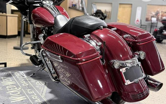 2020 Harley-Davidson® FLHX - Street Glide®