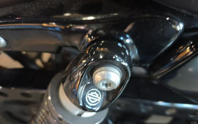 XL 883N 2017 Iron 883™