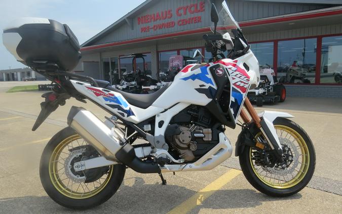 2025 AFRICA TWIN ADV SP ES - Honda