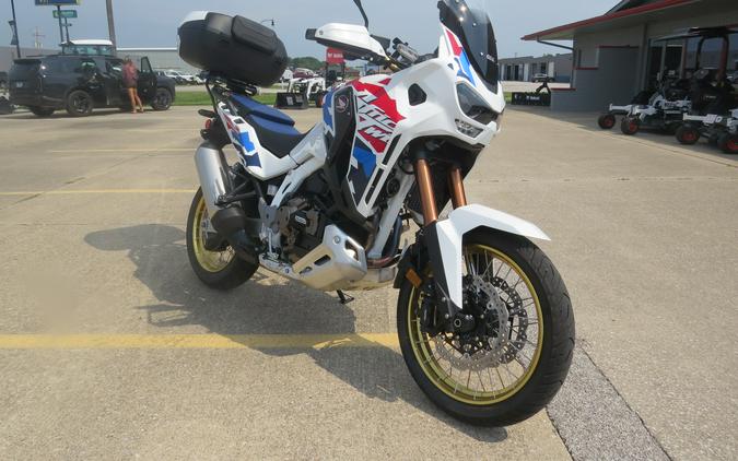 2025 AFRICA TWIN ADV SP ES - Honda
