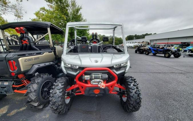 2024 Can-Am® Defender X mr HD10