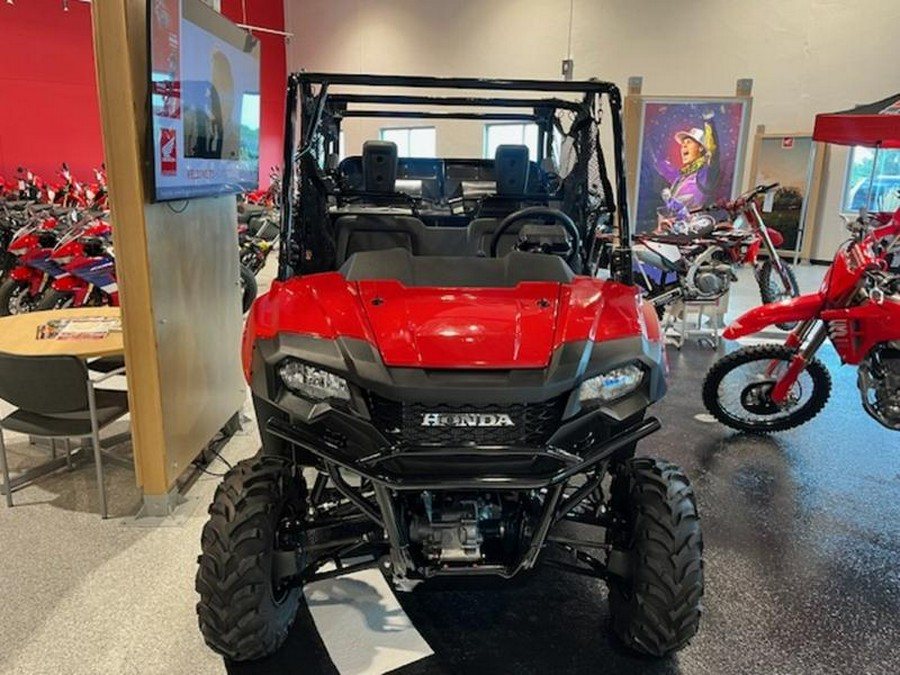 2025 Honda® Pioneer 700-4