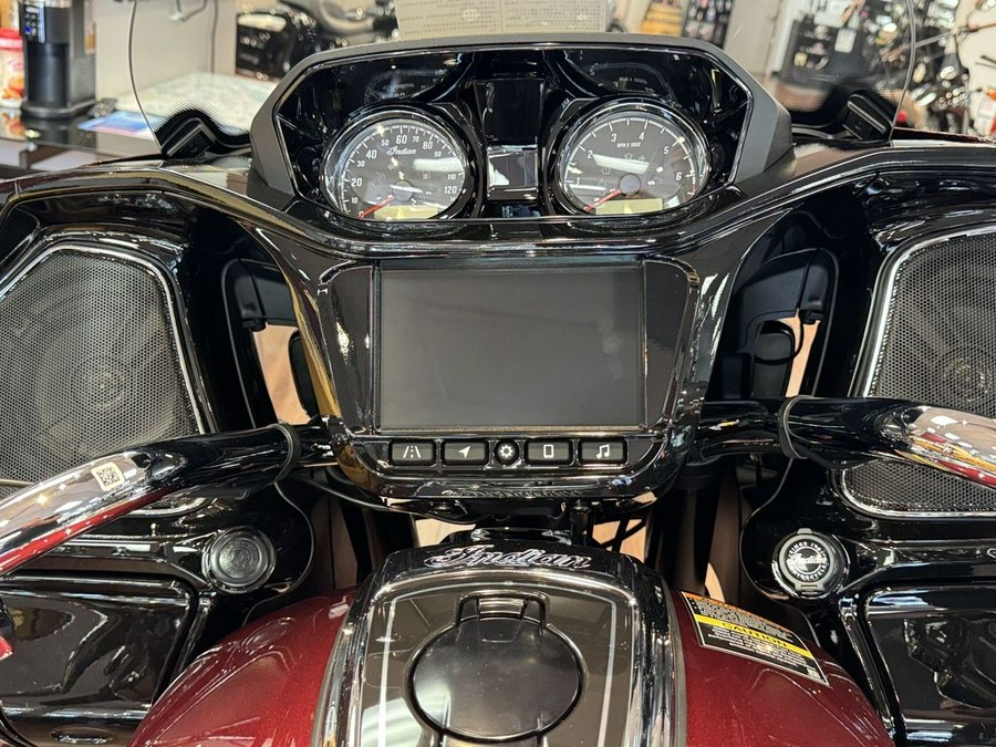 2025 Indian Motorcycle® Pursuit® Limited 112 w/PowerBand Audio Maroon Metallic