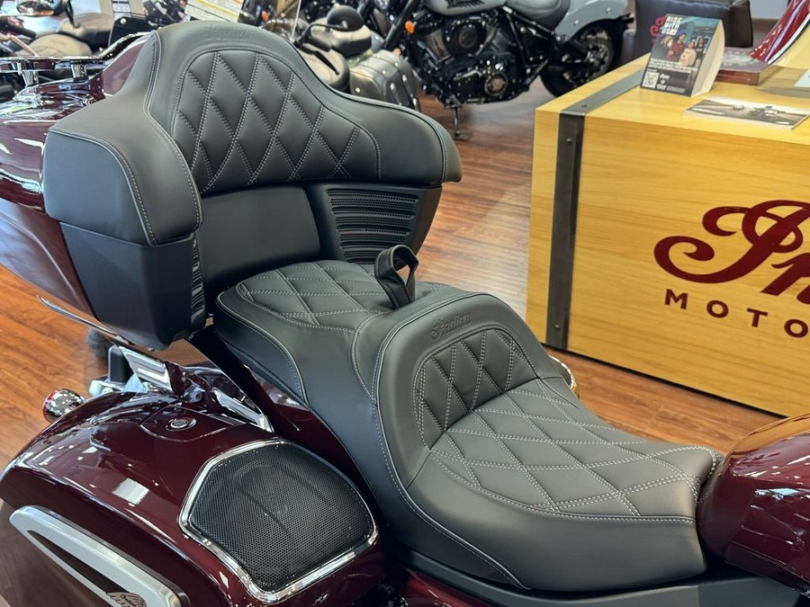 2025 Indian Motorcycle® Pursuit® Limited 112 w/PowerBand Audio Maroon Metallic