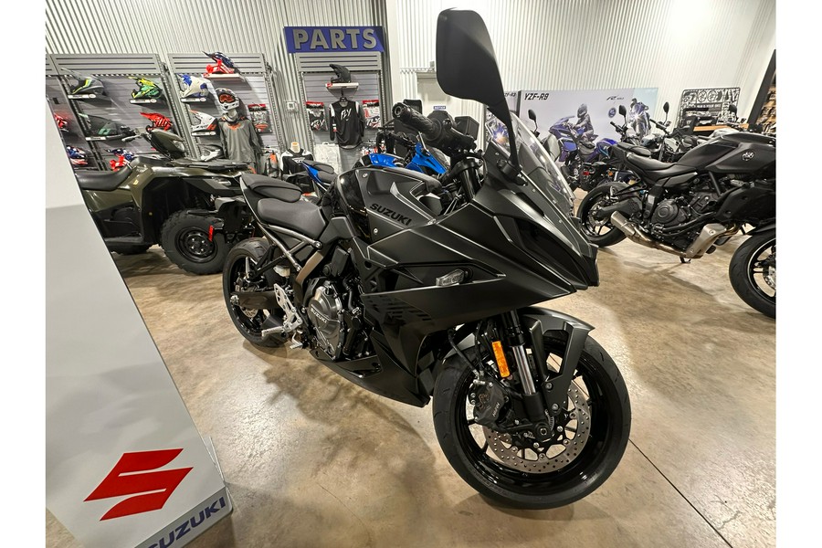 2025 Suzuki GSX-8R
