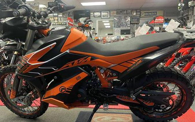 2019 KTM 790 Adventure R