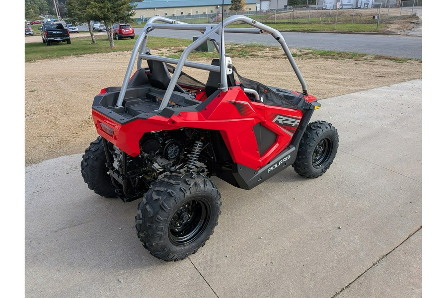 2026 Polaris RZR 200 EFI