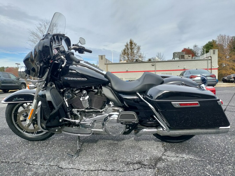 2019 Harley-Davidson Ultra Limited Vivid Black