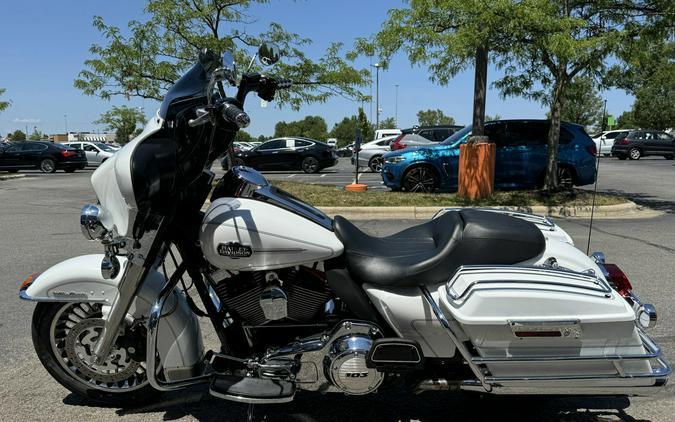 2013 HARLEY DAVIDSON ULTRA CLASSIC