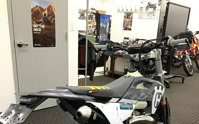 2024 Husqvarna® TE 300 Pro