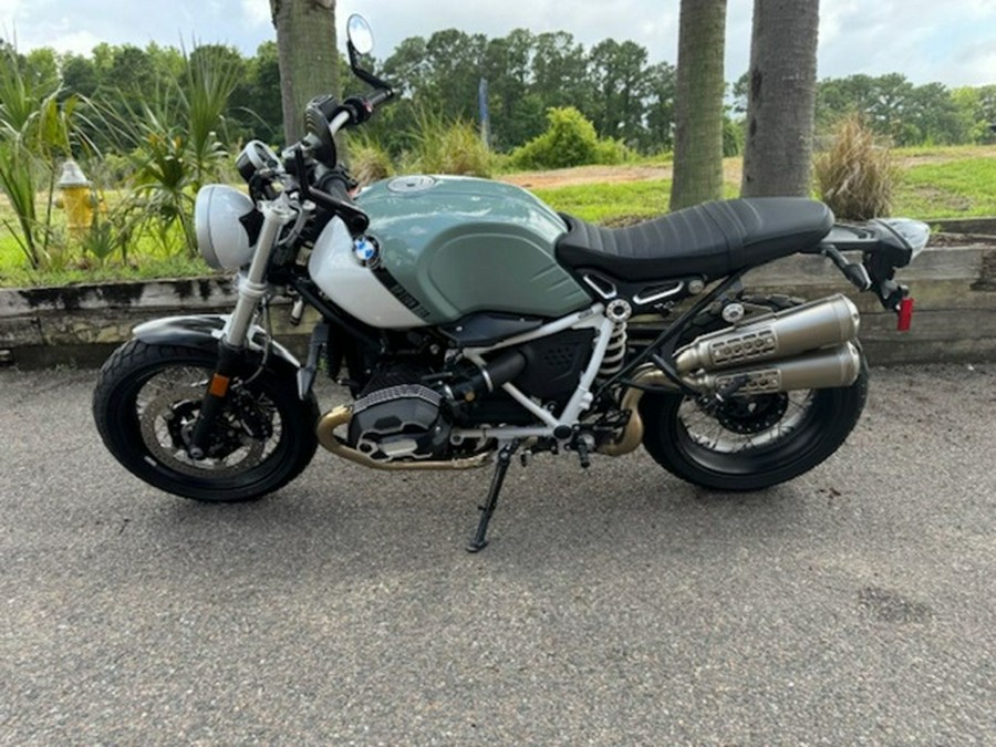 2023 BMW R nineT 719 Mineral White Metallic / Aurum
