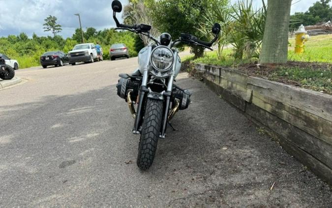 2023 BMW R nineT 719 Mineral White Metallic / Aurum